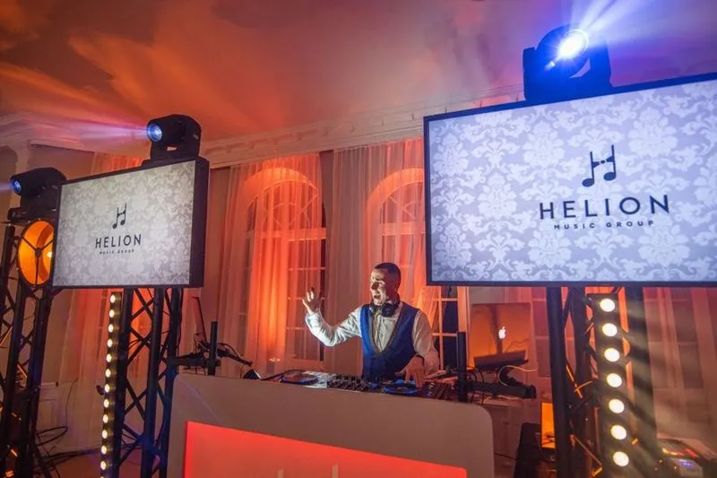 Jak napisać do DJ-a na 18. urodziny? Ustal szczegóły bez rozczarowań