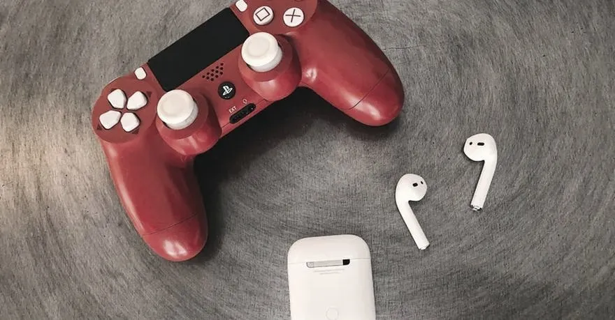 Jak podłączyć AirPods do PS4? Adapter i konfiguracja krok po kroku