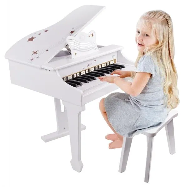 Pianino cyfrowe i akustyczne